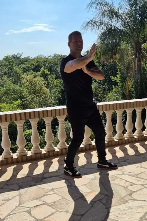 Stockanwendung, Sifu Joachim Igl, Wing Chun, Selbstverteidigung, Selbstbestimmung, Klarheit und innere Stärke, für dein Leben, Privat, Beruf, Beziehung, Wing Chun-Online-Kurs für zu Hause, Global Kung Fu Alliance, Paraguay, Cordillera, 